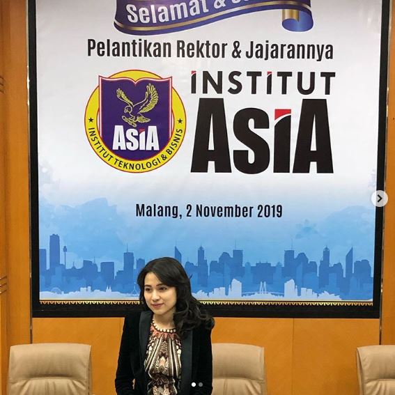 5 Fakta Risa Santoso, rektor termuda berusia 27 tahun
