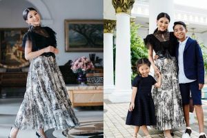 Foto bareng rekan seleb, tas Sarwendah bikin gagal fokus