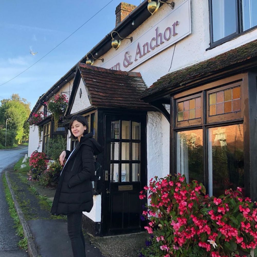 Pilih melahirkan di Inggris, ini 8 momen Kimberly Ryder 'mudik'