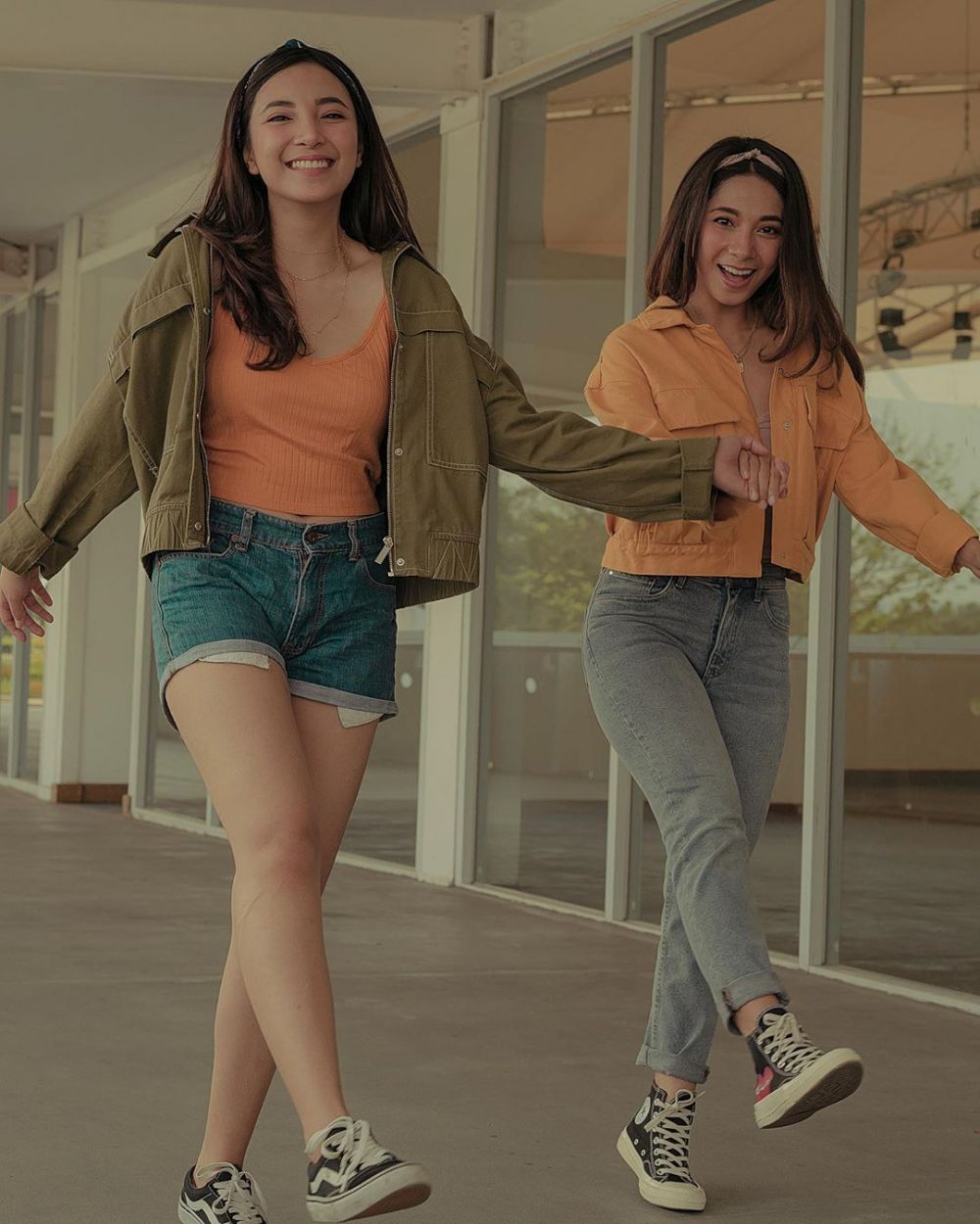 15 Potret Dinda Kirana & Nadya Shakira, bak saudara kembar