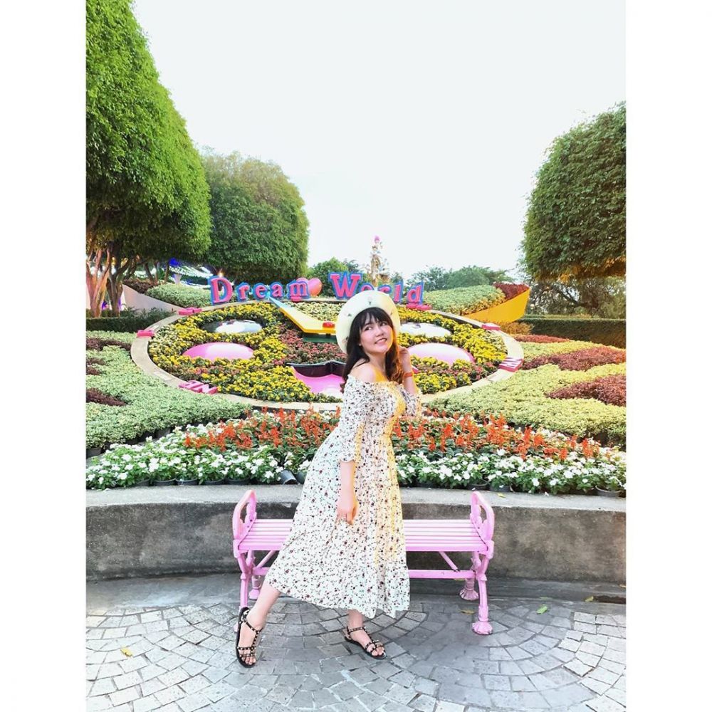 Terlihat chubby, 10 penampilan Via Vallen ini manglingi