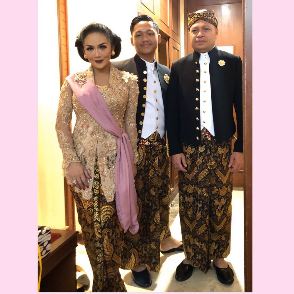 10 Momen pernikahan Kartika adik Krisdayanti, penuh kebahagiaan