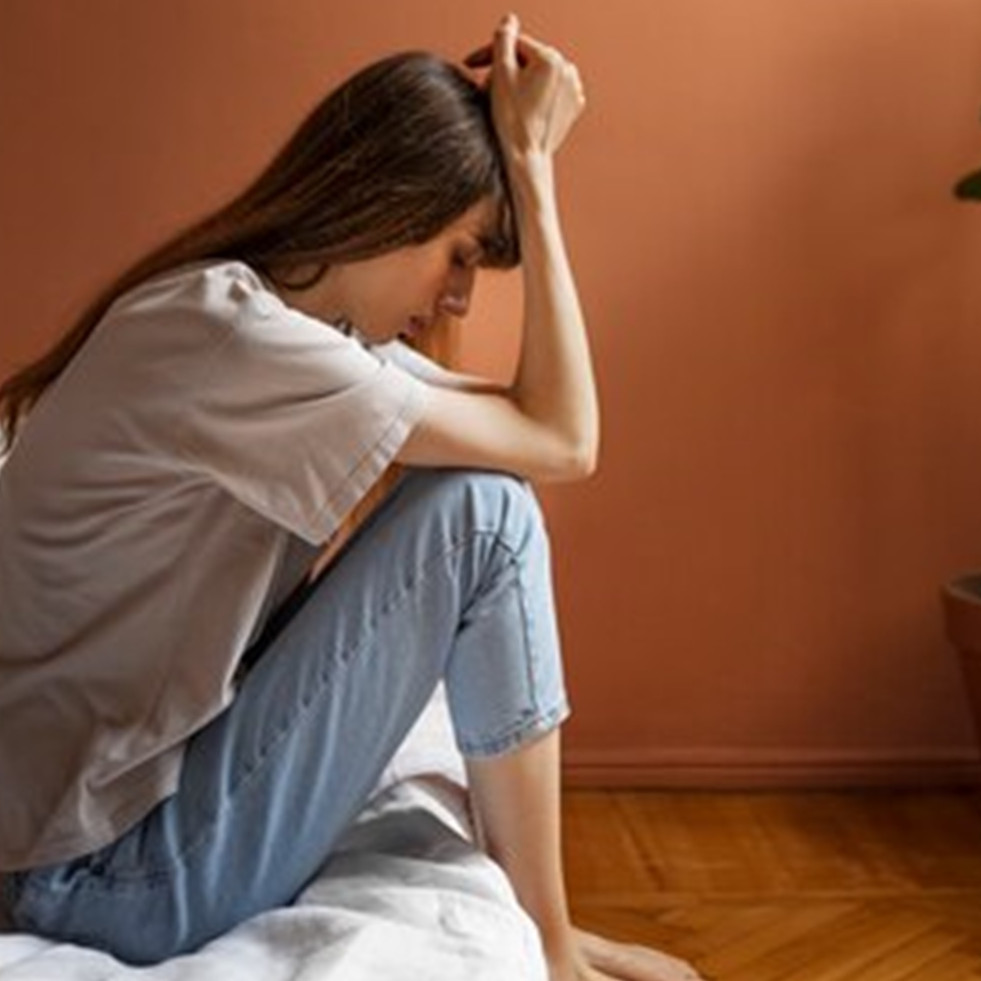 151 Kata-kata galau Facebook sedih, menyayat hati tapi bikin lega 