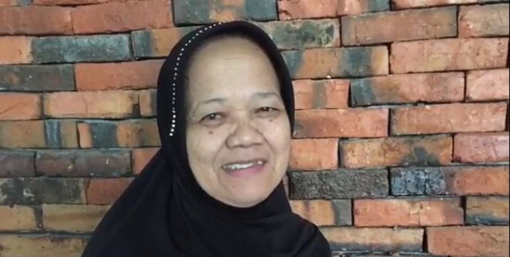 Cerita Nirina Zubir ungkap detik-detik meninggalnya ibunda