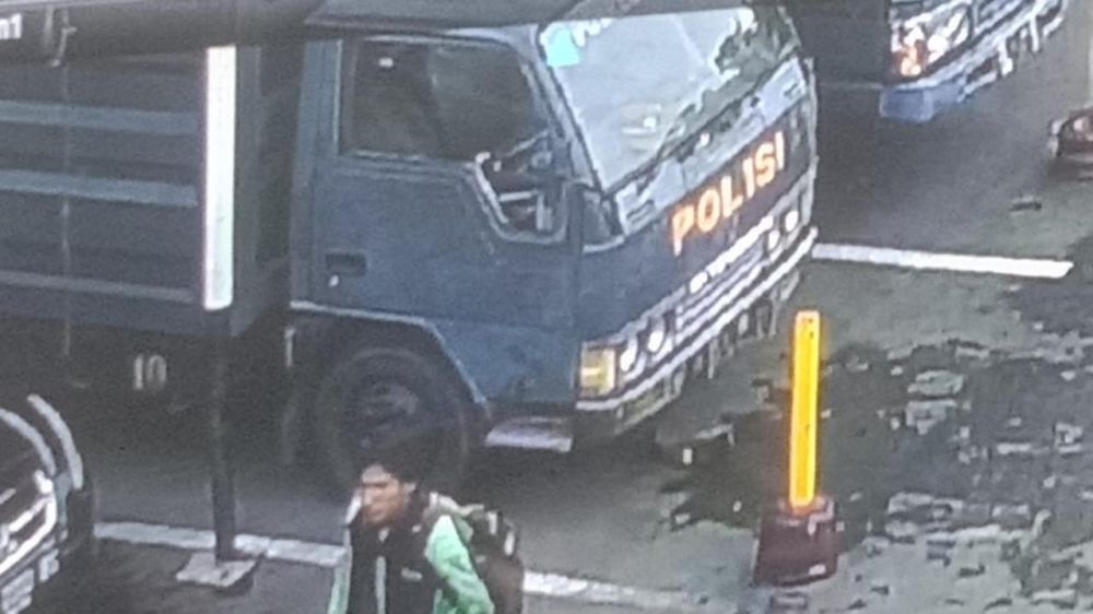 Wajah diduga pelaku bom bunuh diri Medan sebelum meledak