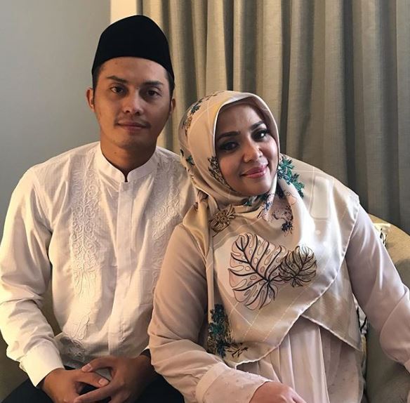 8 Potret Muzdalifah pakai makeup tebal ini manglingi