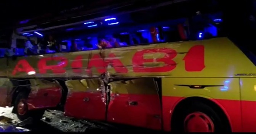 Kronologi kecelakaan bus di Tol Cipali, tewaskan 7 orang