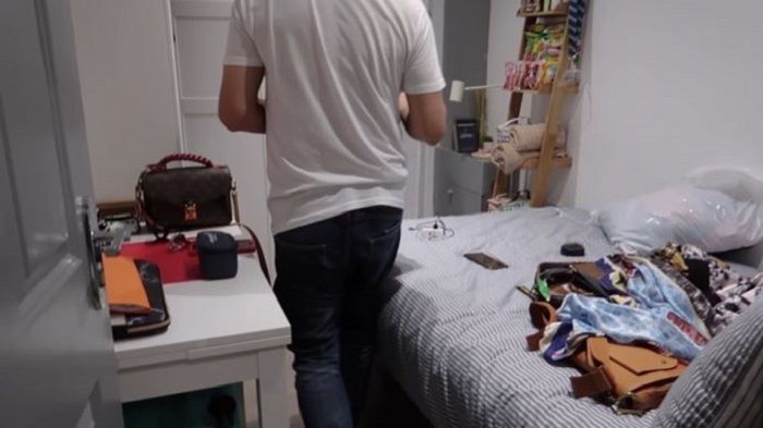 Penampakan kamar kos 5 seleb ini jauh dari kesan mewah