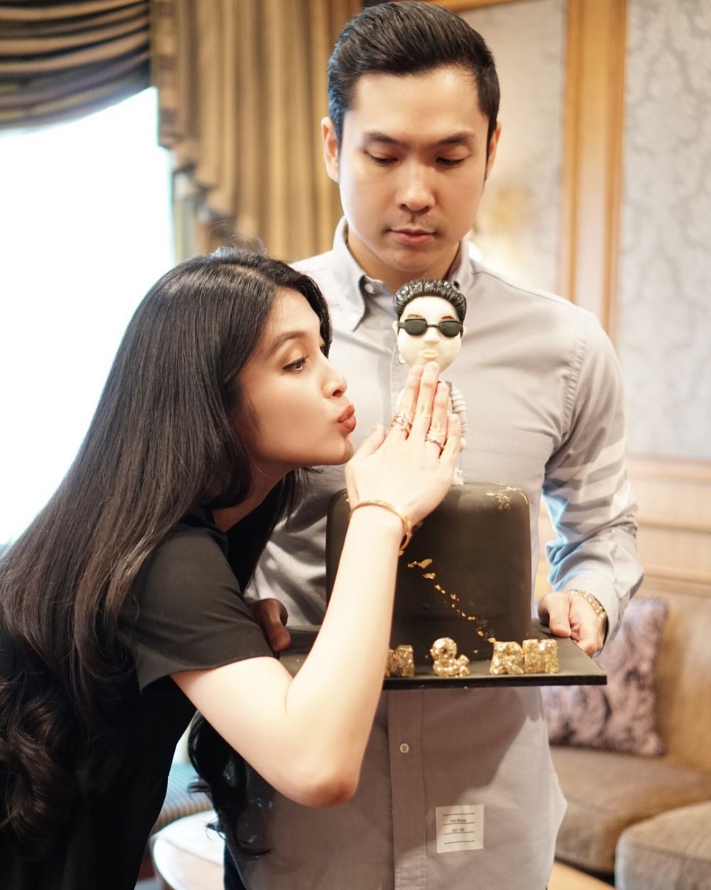 5 Cerita Sandra Dewi saat PDKT dengan Harvey, dicomblangin