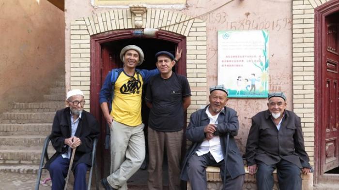 Joseph Mentari, jelajahi daerah tertinggi bumi dengan motor