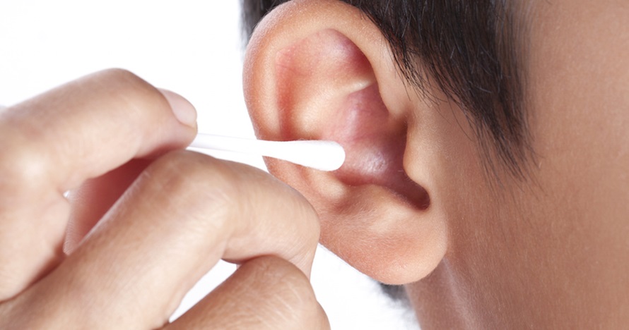 6 Cara membersihkan telinga, benar & aman tanpa cotton bu