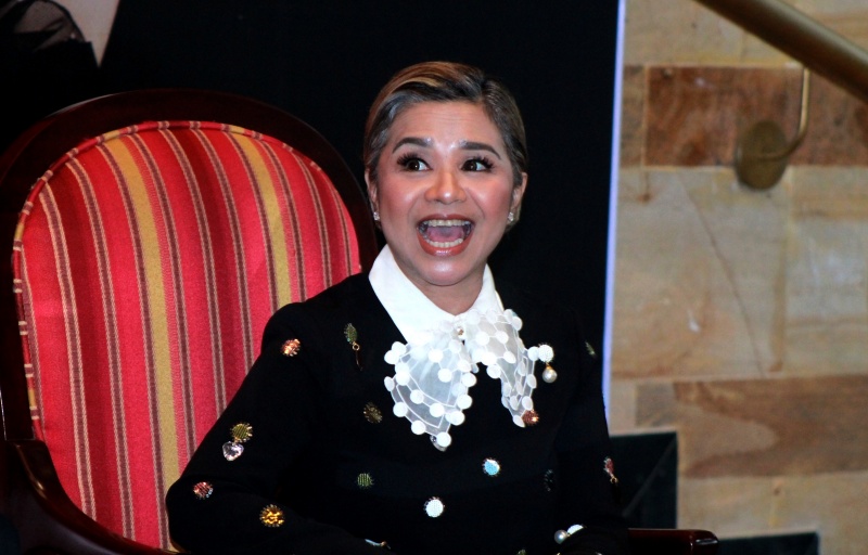 Ruth Sahanaya bakal ajak penggemarnya bernostalgia sambil makan malam