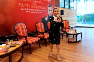 Ruth Sahanaya bakal ajak penggemarnya bernostalgia sambil makan malam