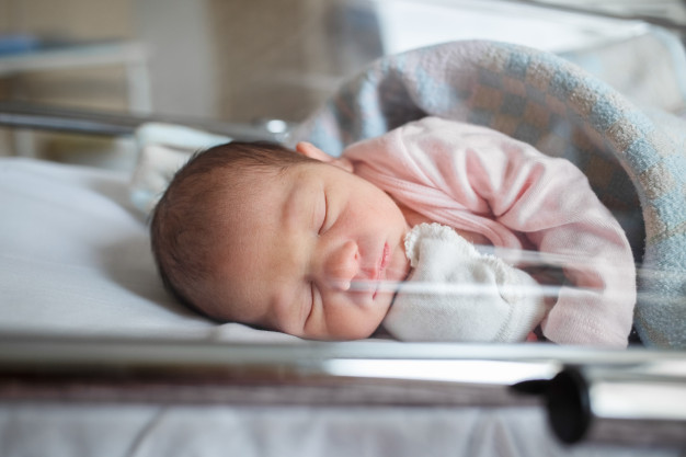 Kenali penyebab penyakit kuning pada bayi dan cara mengatasi