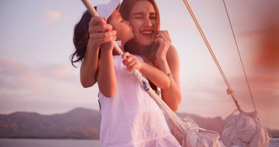 Bilqis ultah ke-6, Ayu Ting Ting akan rayakan 2 hari di hotel