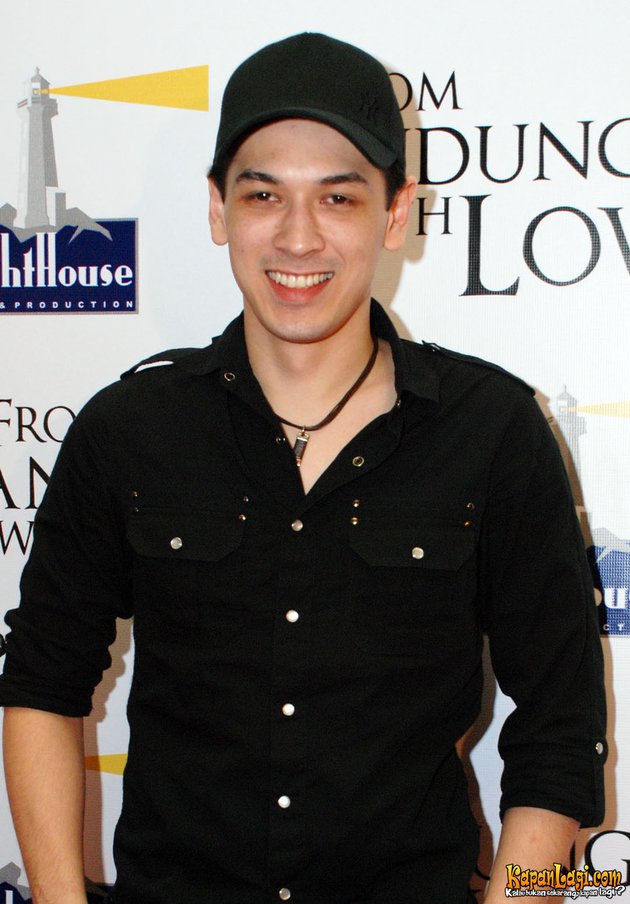 10 Pesona Richard Kevin, aktor yang bakal nikahi Cut Tari  