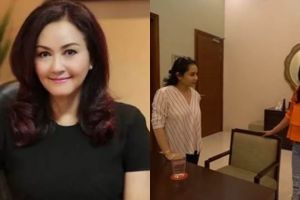 8 Potret rumah Atiek Nur Wahyuni bos Trans Media, simpel modern