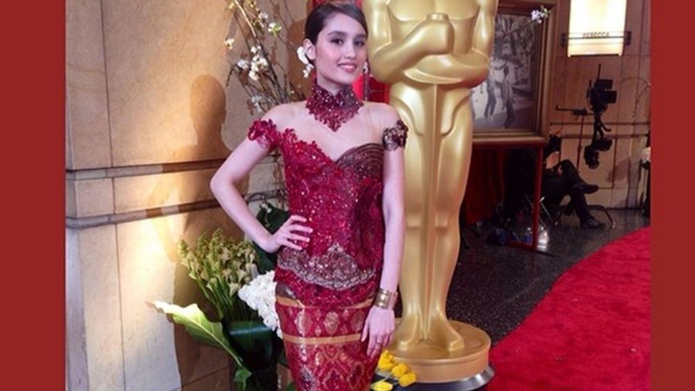 Gaya 9 seleb blasteran berkebaya, pesona perempuan Indonesia