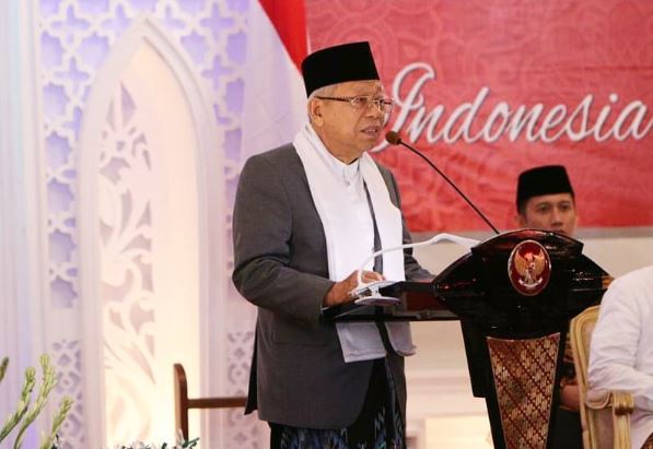 Ma'ruf Amin minta Nadiem Makarim kaji rencana penghapusan UN
