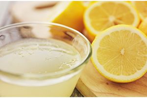 4 Cara mengecilkan perut dengan lemon, manjur & tanpa ribet