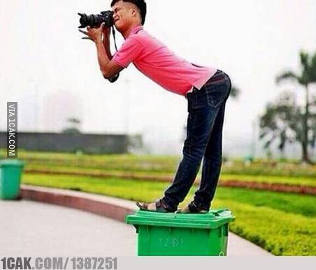 10 Potret lucu totalitas fotografer ini mengundang senyum
