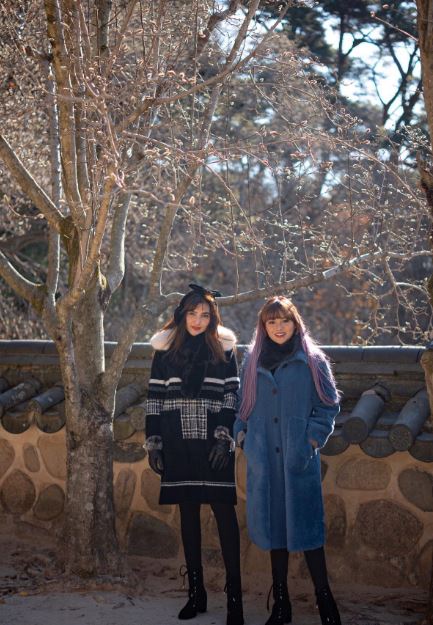  Unggah foto liburan di Korea, Ashanty & Aurel bak adik kakak