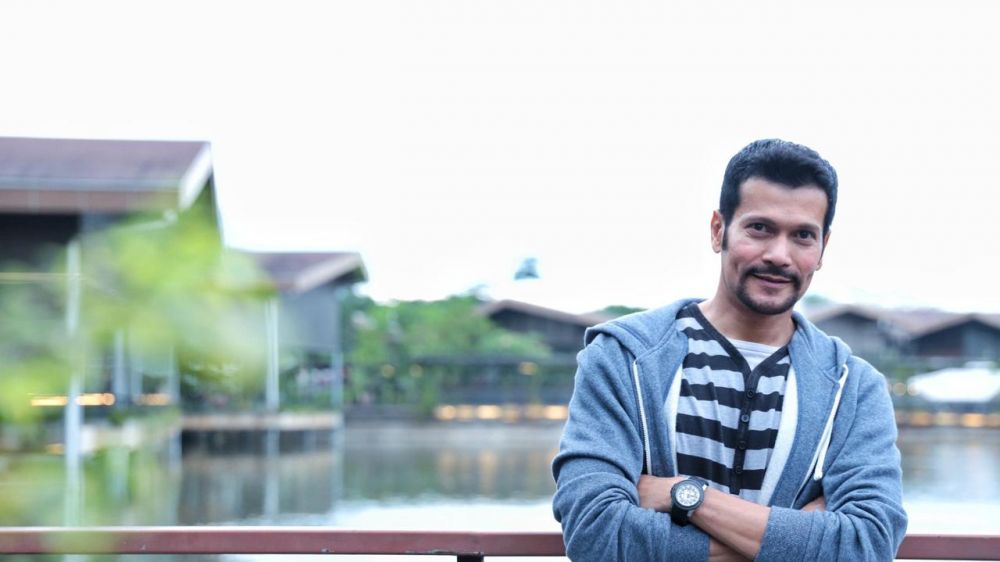 7 Potret Adam Jordan, pesinetron 90-an yang masih eksis & awet muda