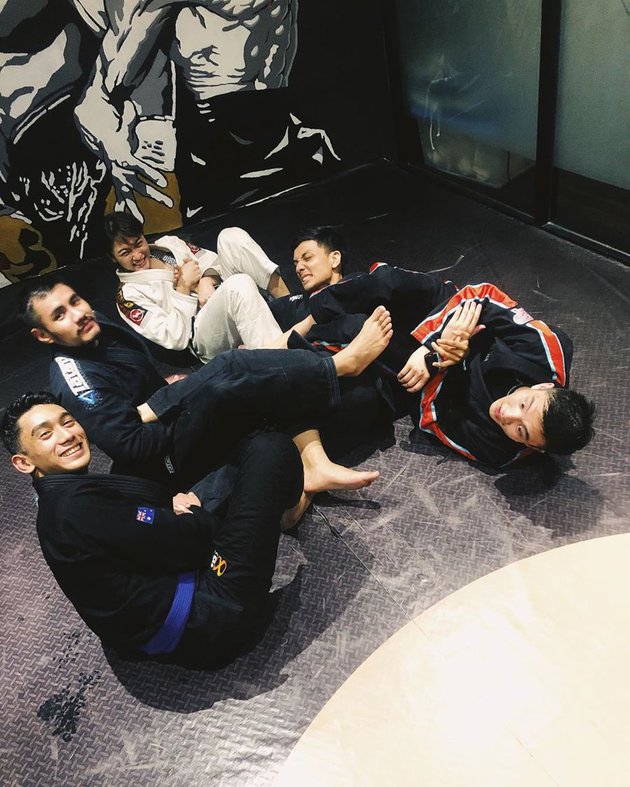 Dalami Jiu Jitsu & raih medali, ini 8 aksi Daffa Wardhana