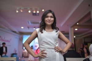 Prediksi gaya poni dan warna rambut di tahun 2020