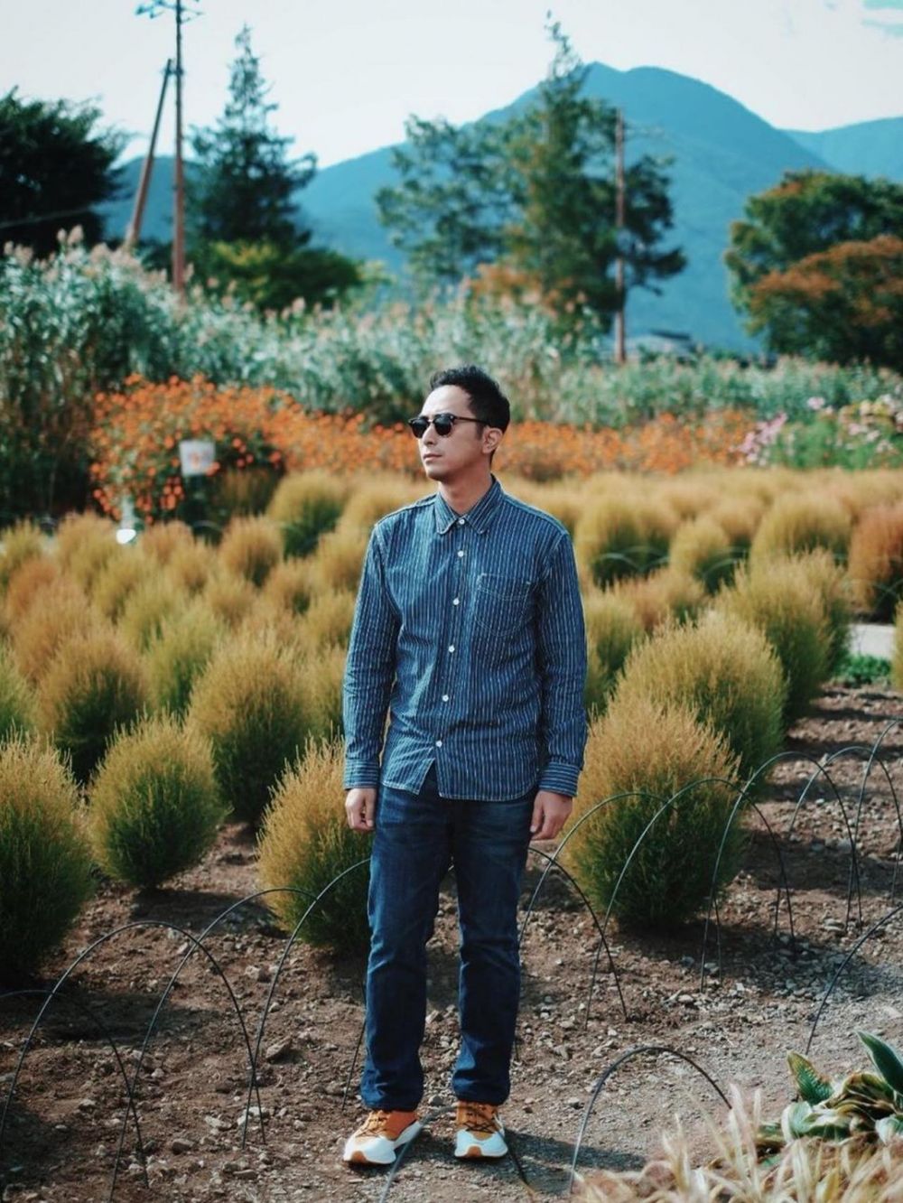 7 Potret terbaru DJ Winky Wiryawan, awet muda di usia 41 tahun