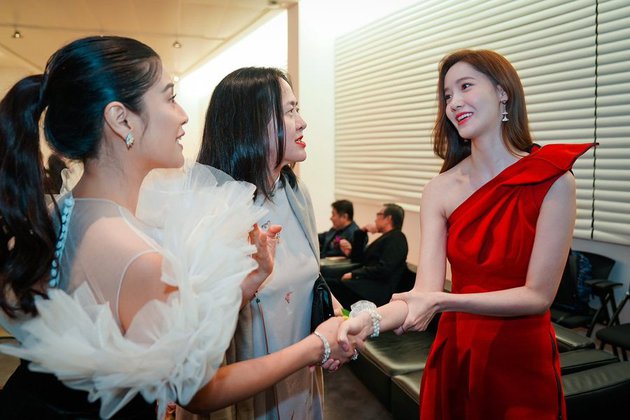 9 Momen Dian Sastro ketemu Yoona, sama cantik & memesona