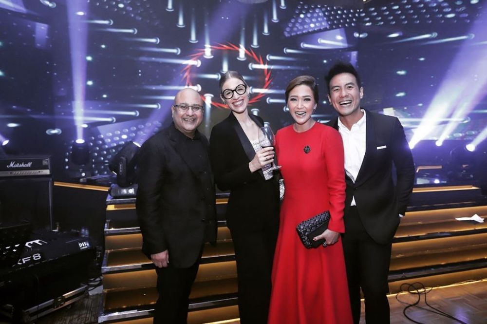 8 Momen kedekatan istri Daniel Mananta bareng seleb top