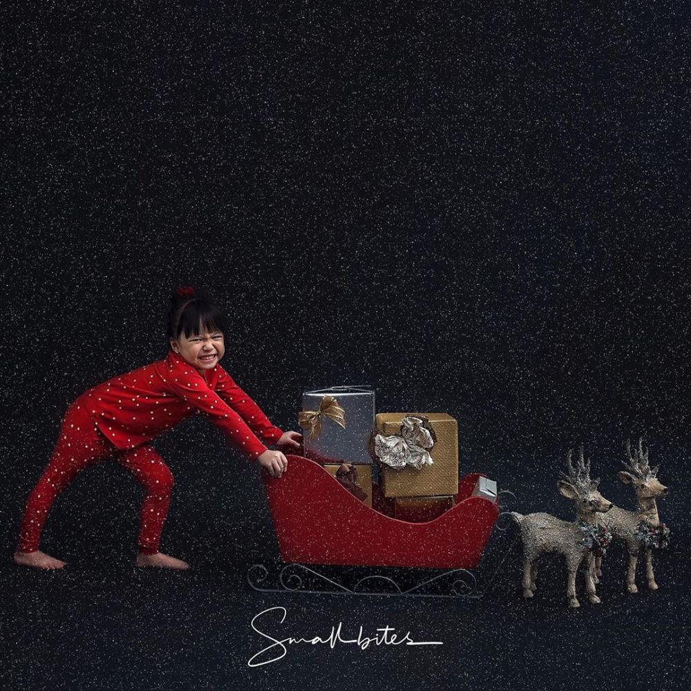 6 Foto pemotretan Gempi bertema Natal, bikin gemas maksimal