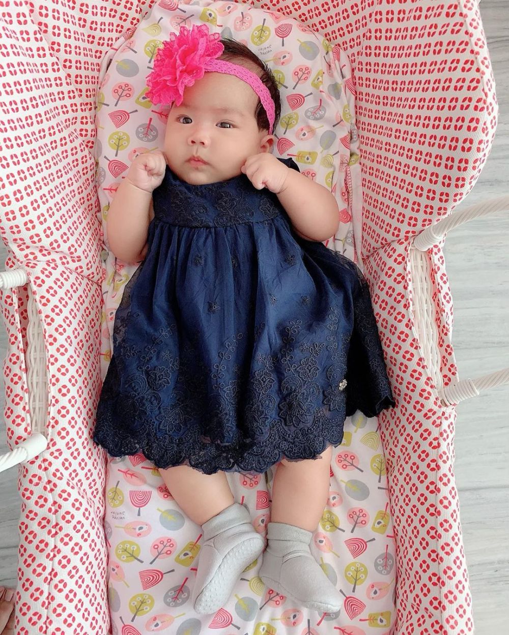 5 Potret kamar Sheena Gabriella anak Momo Geisha, serba pink