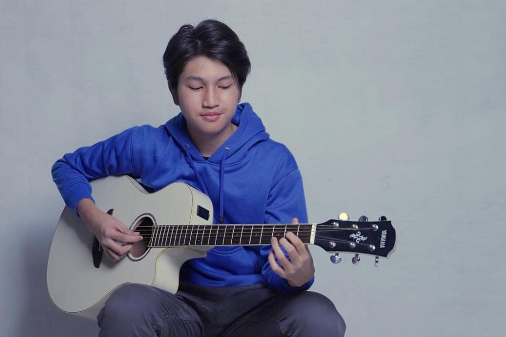 Ingat Fiki Idola Cilik? Ini 6 potret terbaru yang jadi boyband