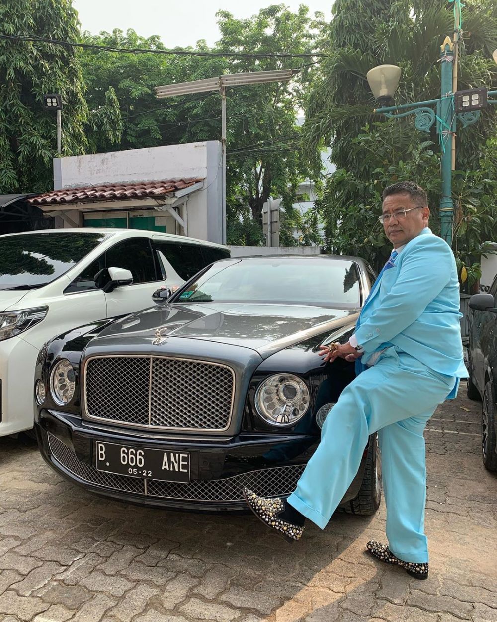 Anak ingin warisan, Hotman Paris berikan syarat unik