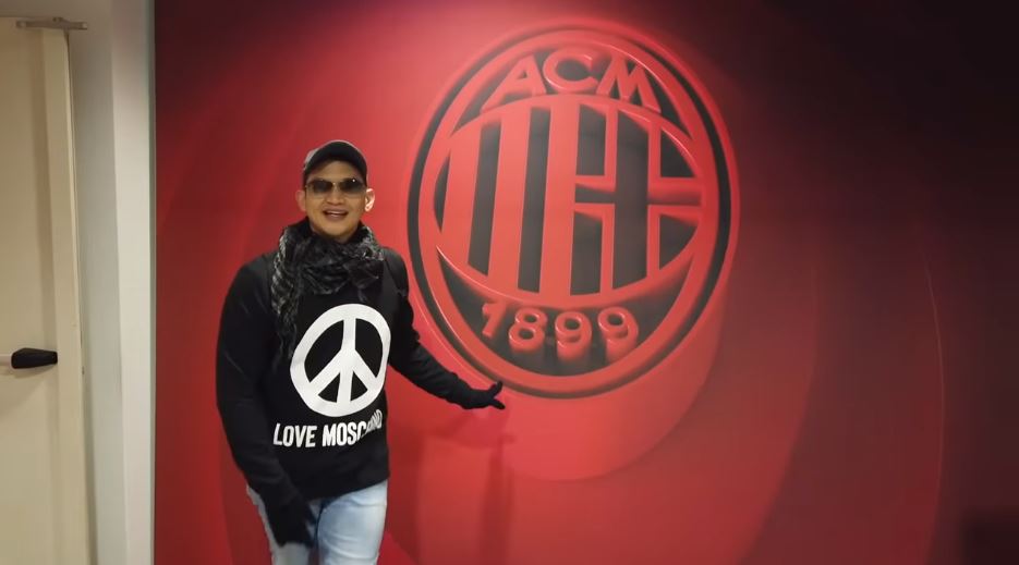12 Momen Rezky Aditya & Citra Kirana ke markas AC Milan, seru