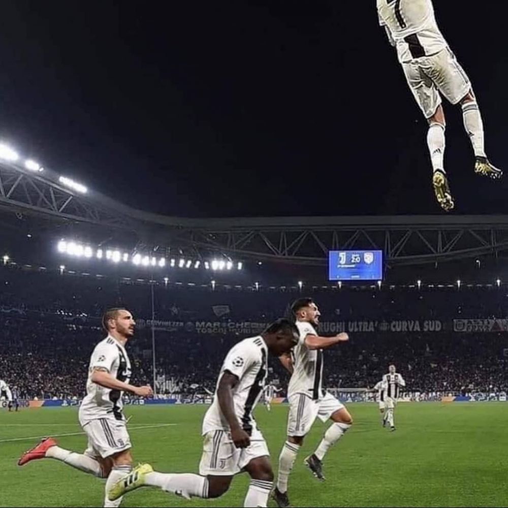 7 Meme lucu lompatan fantastis Cristiano Ronaldo, kocak abis