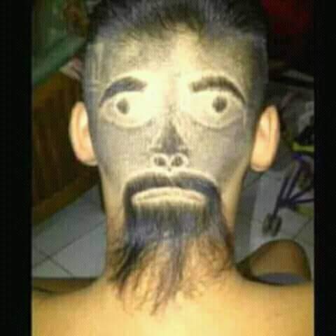 9 Potongan rambut bentuk muka ini absurdnya nggak ketulungan