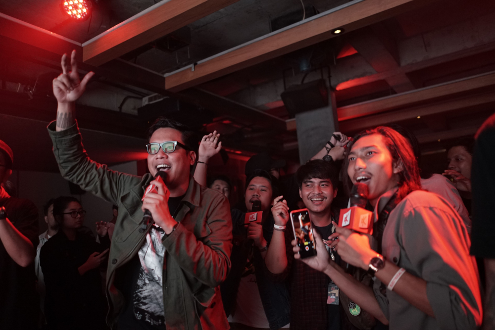 Begini keseruan anak muda saat ikutan Kontes Adu Singing, pecah abis