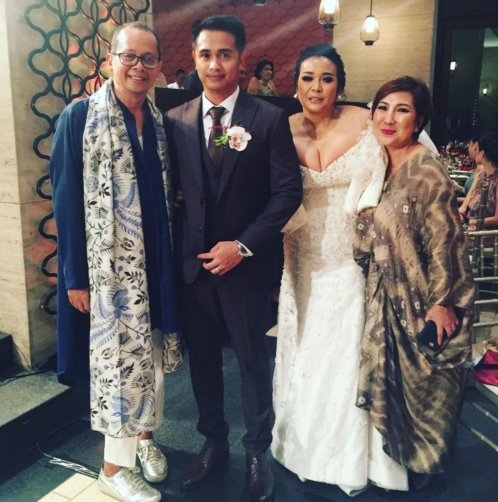 Usai bercerai, 6 seleb cantik menikah lagi pada 2019