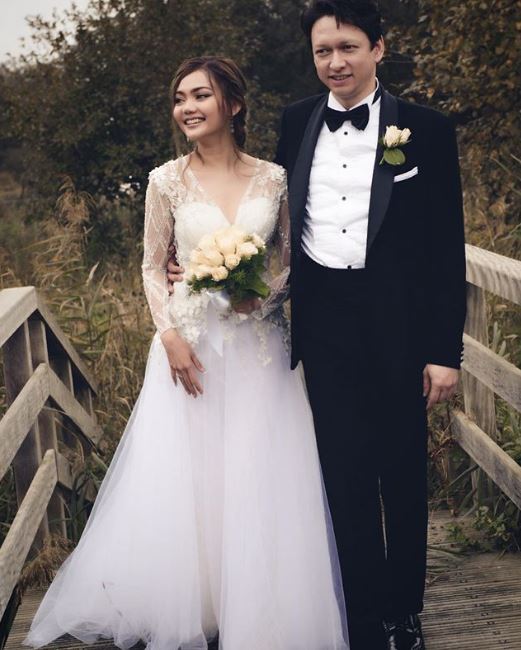 Usai bercerai, 6 seleb cantik menikah lagi pada 2019