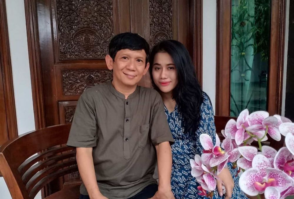 Sah, komedian Ginanjar resmi menikah dengan Tiara Amalia