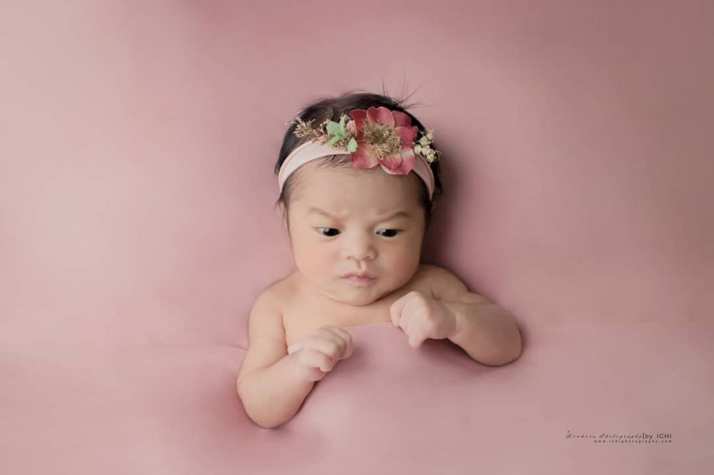 8 Potret newborn Anceyra putri Diego Michiels, ada pakai kerudung