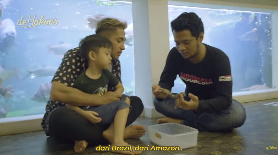 Pencinta ular, ini 10 momen kompak Irfan Hakim & Panji Petualangan