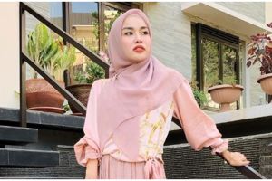 Kisah 4 seleb terpisah dengan bayinya karena terjerat kasus hukum