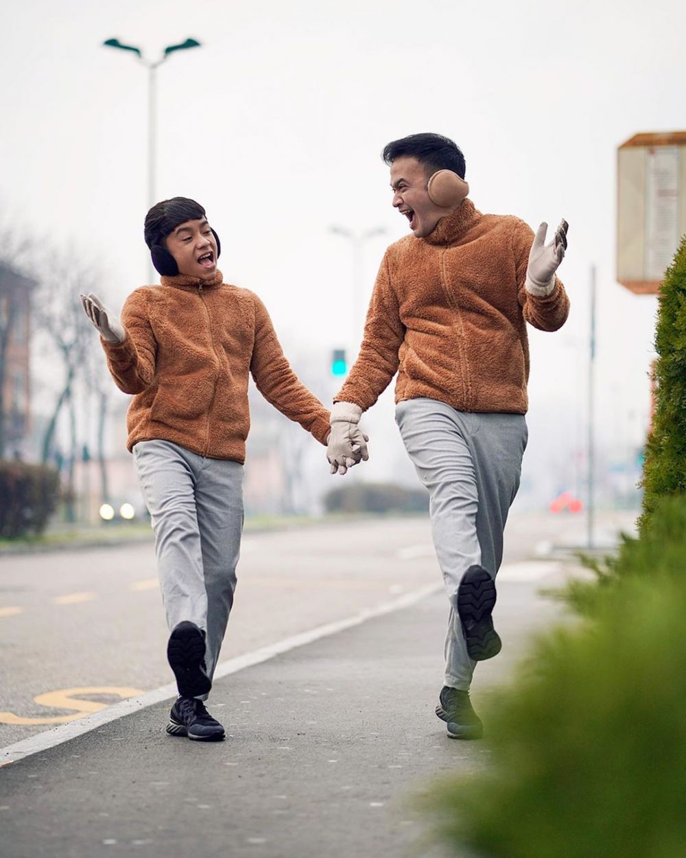 10 Gaya Ruben Onsu & Betrand Peto pakai baju kembar, kompak