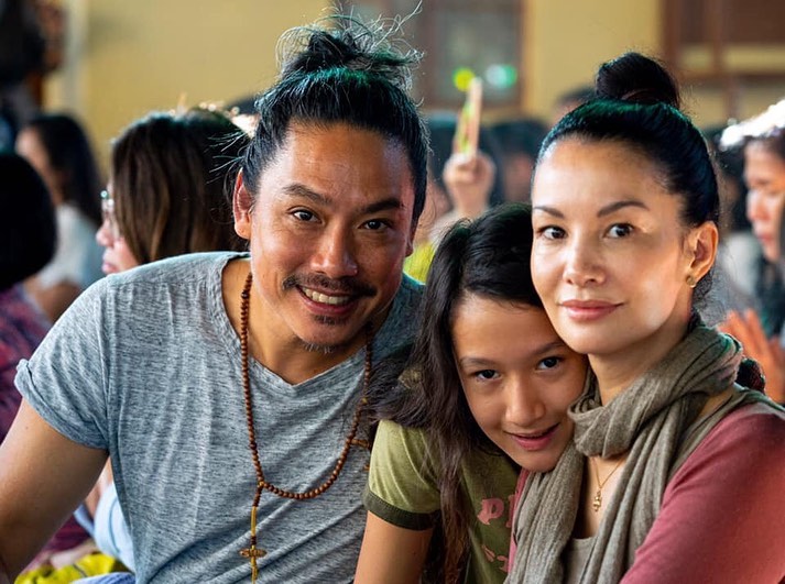 Beranjak remaja, potret anak 6 seleb berparas bule ini memesona