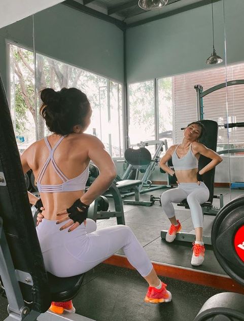 10 Momen Elisabeth Novia istri Kim Kurniawan olahraga, body goals