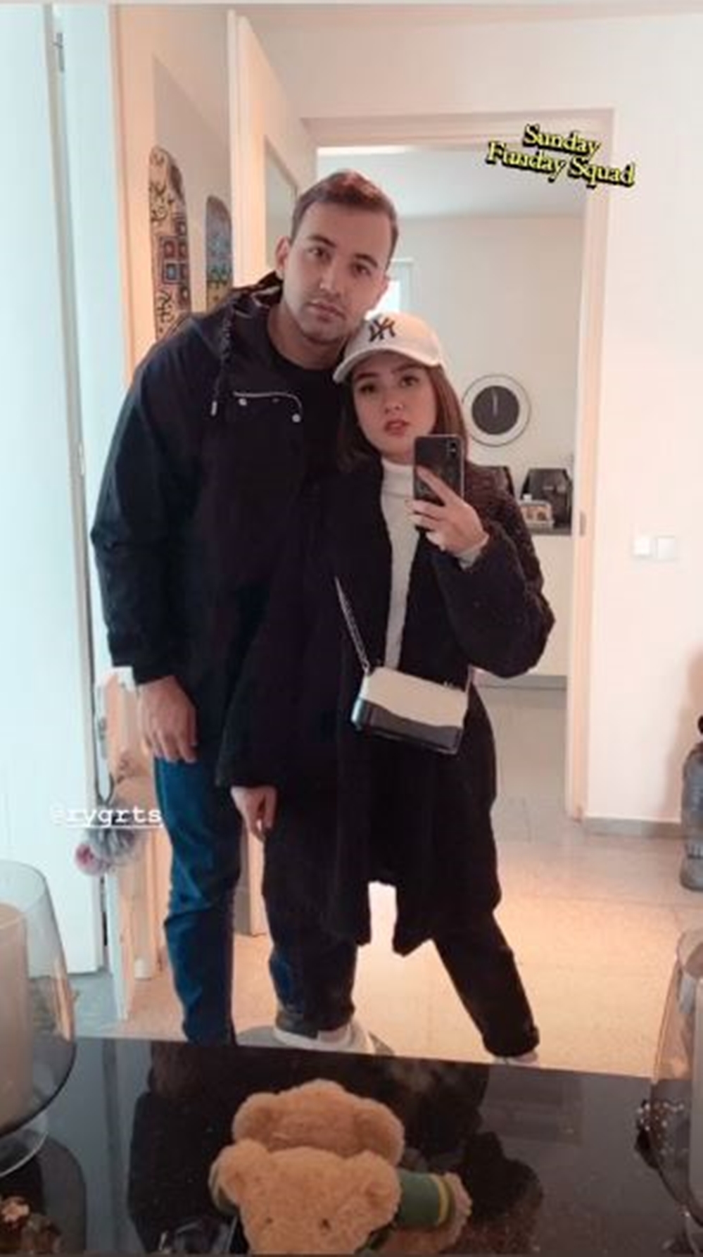 6 Momen manis pertemuan Cita Citata dan keluarga pacar di Belanda © 2020 instagram.com